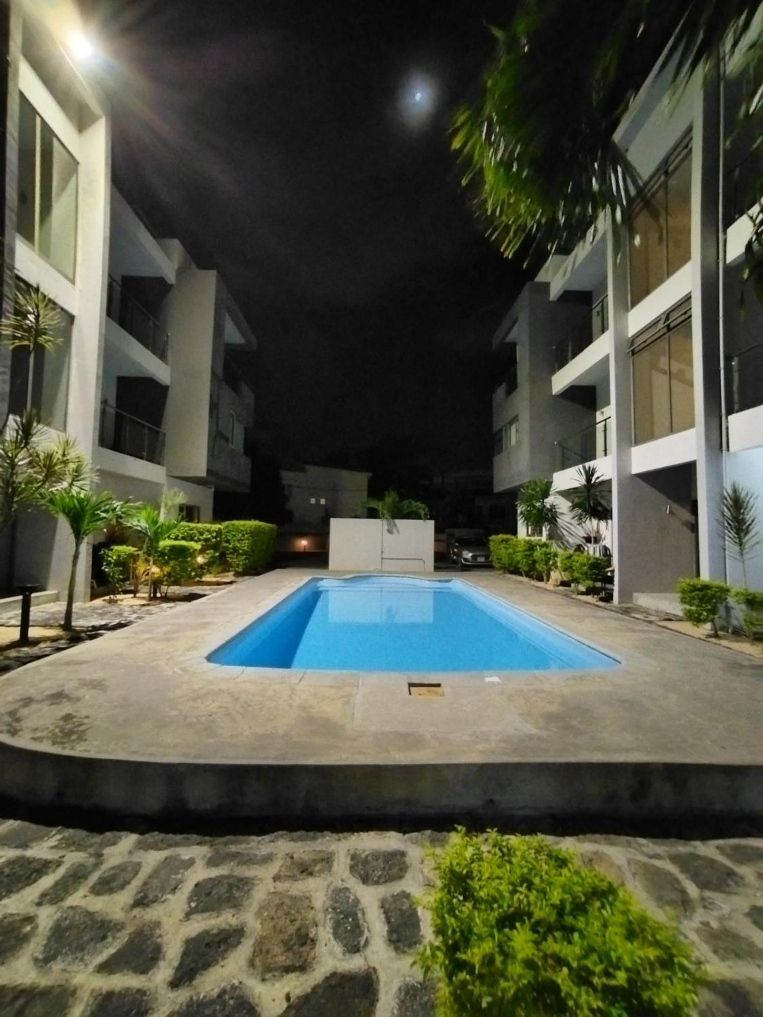 Flic-en-Flacq Morsky Vanek Apartment מראה חיצוני תמונה