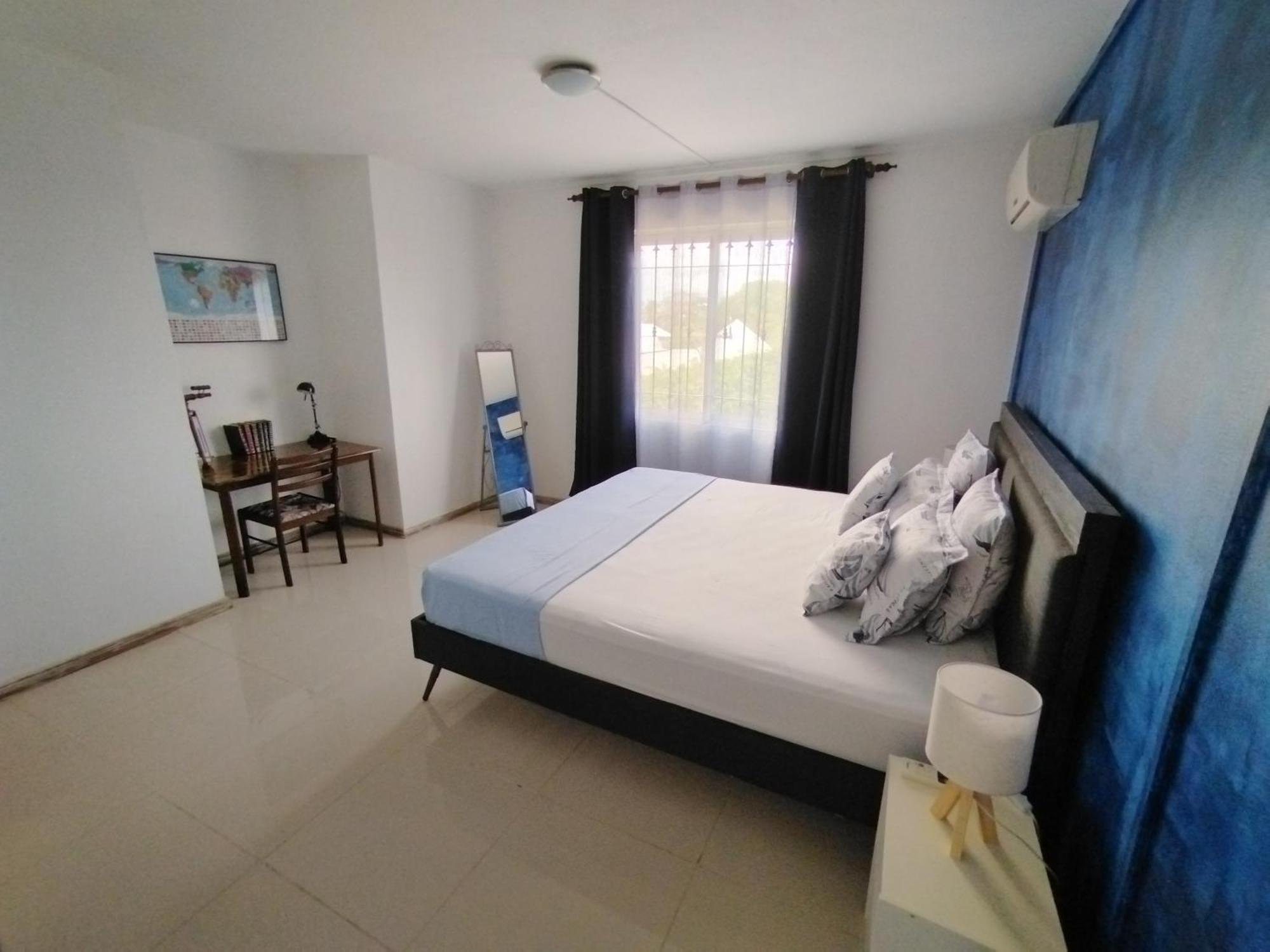 Flic-en-Flacq Morsky Vanek Apartment מראה חיצוני תמונה